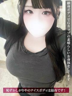 ゆりな
