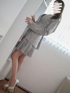 桐生えりか(きりゅうえりか)