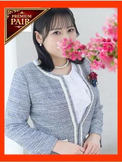 菜月 理亜
