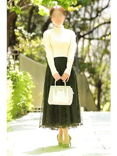栞里