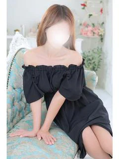 由美