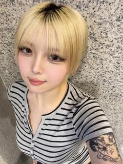 あや