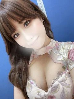 星崎めぐる