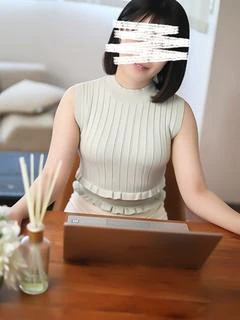 川栄美羽