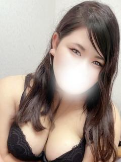 みいな