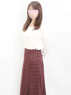 栗原めぐ