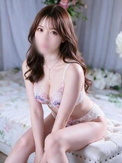 新田 ここな