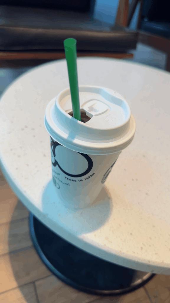 ひかる の ☕ちょっと涼んでます♡