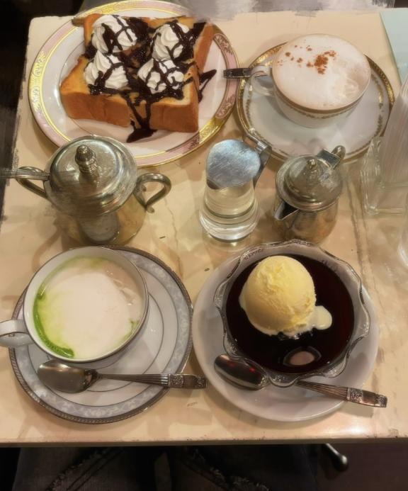 ふうか の おはよう☕️🥨🍨💞
