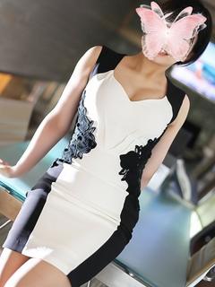 凛とした淑女、その奥に揺れる甘い本能