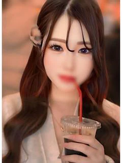 新人しゅり