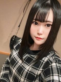新人あおい