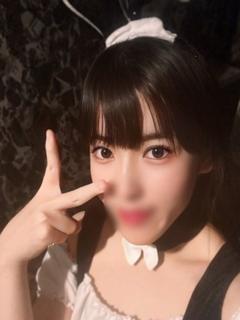 新人えみり