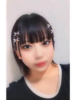 新人ゆつき