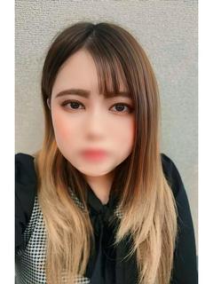 新人うい