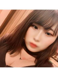 新人さき