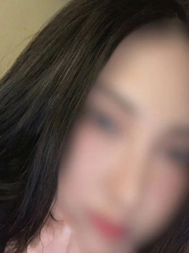 リップスの新人りり