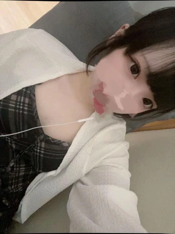 ねぇねぇみんな何してるの?
