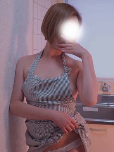 椿ナオ