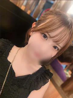 桃羽りおん