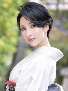 美咲ゆい