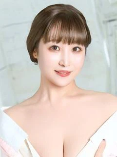 桜井ひな
