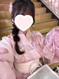 ももあ