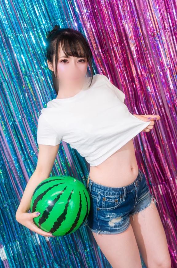 ひなみ の 出勤してます☀️