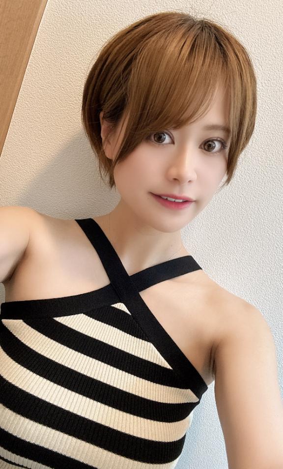 奏れみ の 夏が始まった合図がした