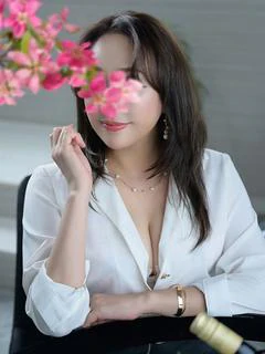 瑞木瑠華