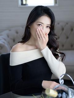 小峰ゆり