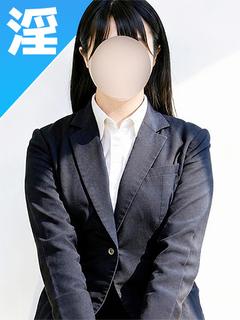 秋元ななみ