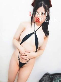 瑠川 えみり