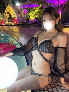 理想の美貌圧巻スタイル