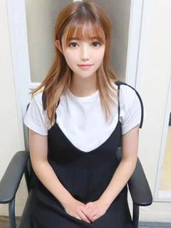 ゆゆ♪色白清楚系JD