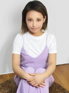 らら♪小柄のギャル娘