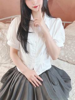 あめ【超大手元CAの美女】