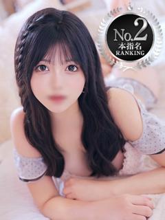 せり【魅惑のE乳美少女】
