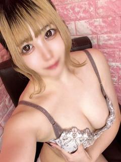 こと【色白Fカップ東北美人】