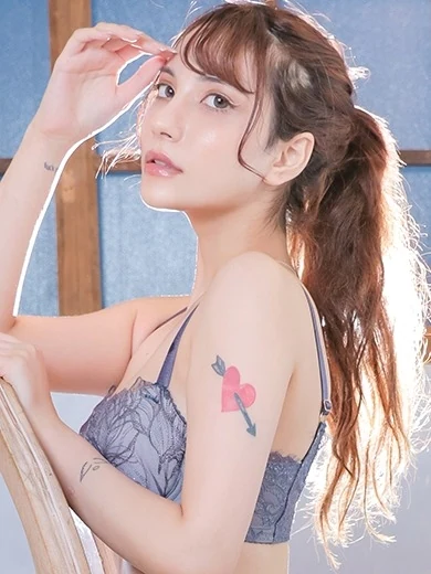 STELLA TOKYO(ステラ東京)のジャスミン【美形すぎるハーフ】