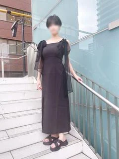 あいな