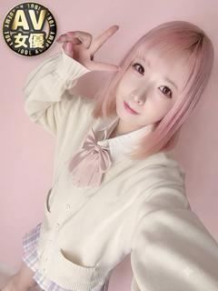 希咲那奈心弾む清楚AV女優