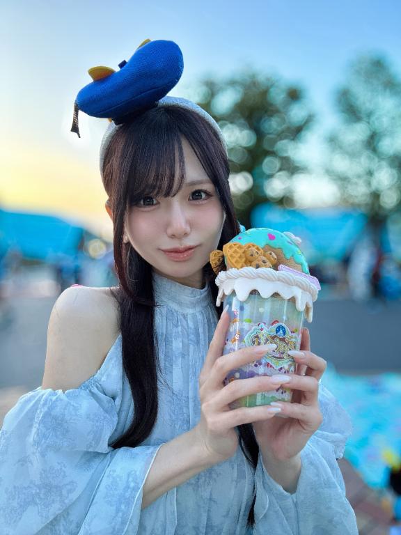 まい の 遅くなってごめんね💦8月もありがとう🤍