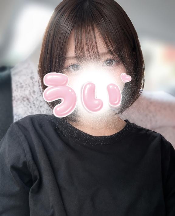 うい の 🤍酷暑、、、🌤️💦