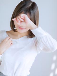 芽衣(めい)