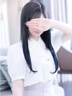 新人・絵名(えな)