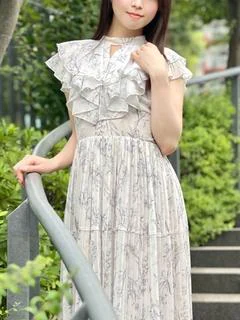 中条もえか