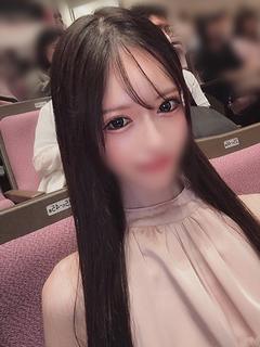 如月ももか