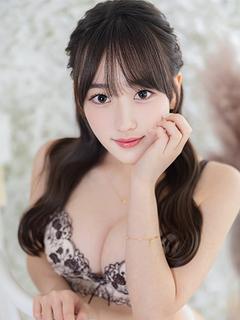 B：楓梨穂