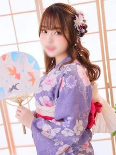 里美ゆあ